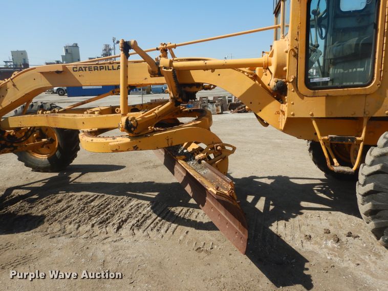 image for item IY9590 1963 Caterpillar 112  rigid frame motor grader