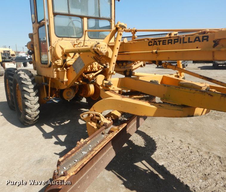 image for item IY9590 1963 Caterpillar 112  rigid frame motor grader