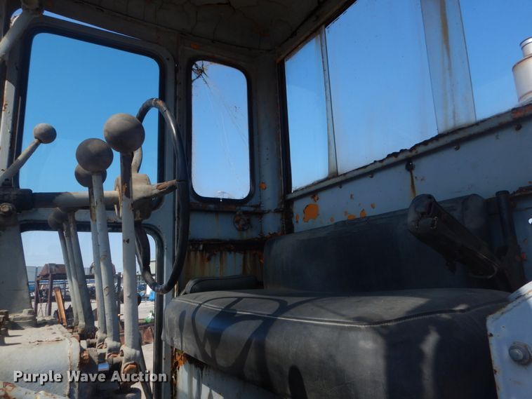 image for item IY9590 1963 Caterpillar 112  rigid frame motor grader