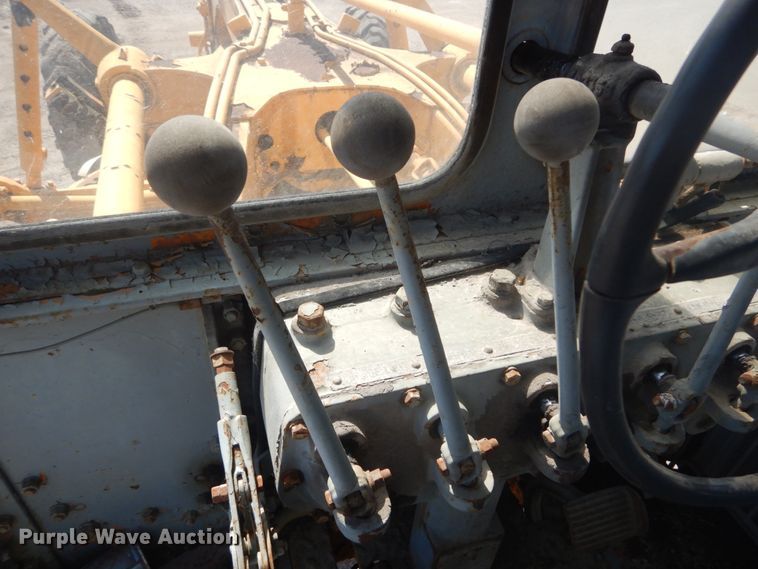 image for item IY9590 1963 Caterpillar 112  rigid frame motor grader