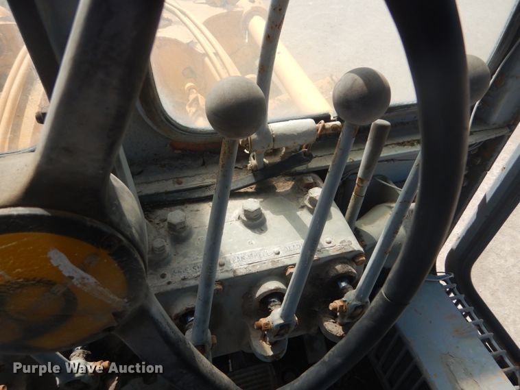 image for item IY9590 1963 Caterpillar 112  rigid frame motor grader