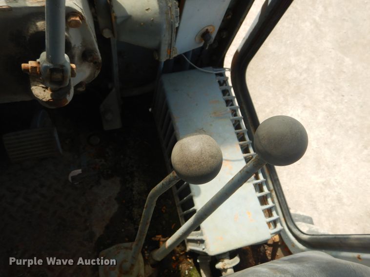 image for item IY9590 1963 Caterpillar 112  rigid frame motor grader