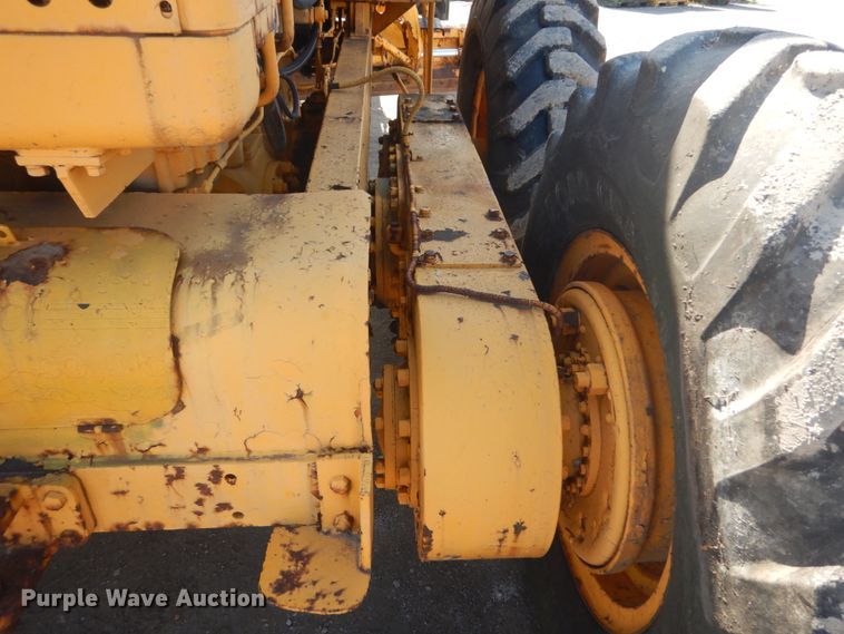 image for item IY9590 1963 Caterpillar 112  rigid frame motor grader