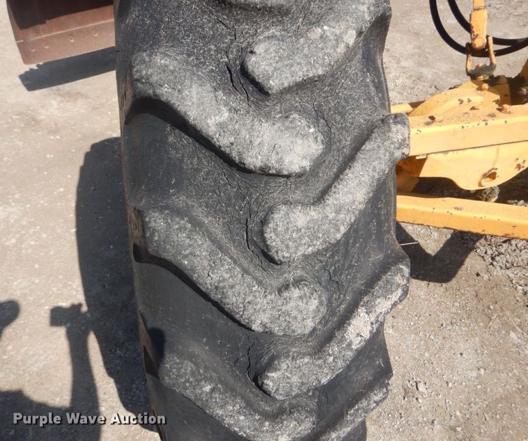 image for item IY9590 1963 Caterpillar 112  rigid frame motor grader