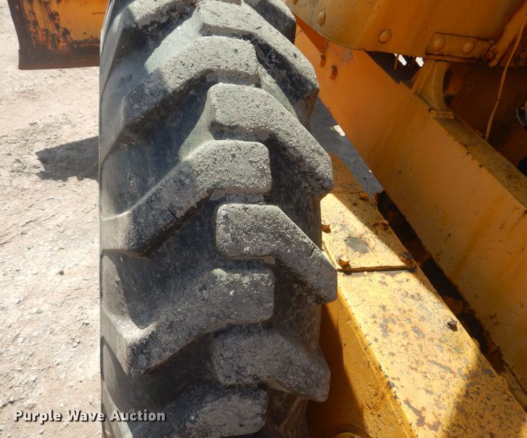 image for item IY9590 1963 Caterpillar 112  rigid frame motor grader