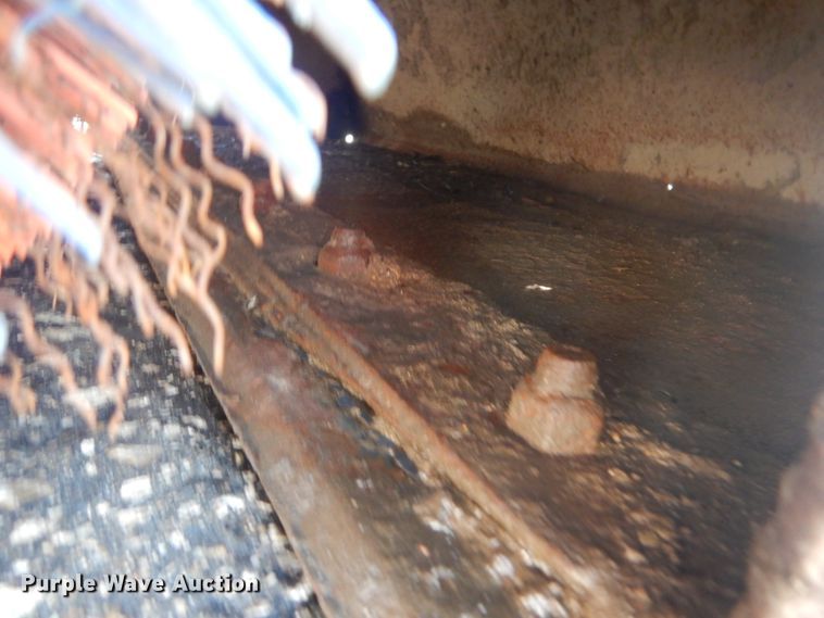 image for item IY9592 Bobcat 72"W skid steer sweeper