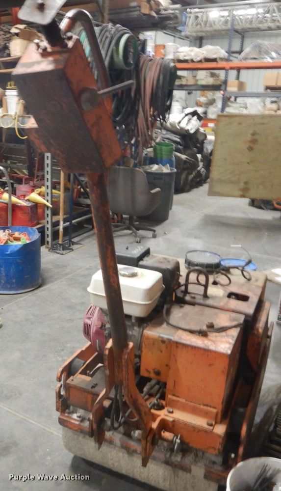 image for item IY9601 Double drum vibratory roller