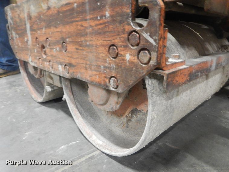 image for item IY9601 Double drum vibratory roller