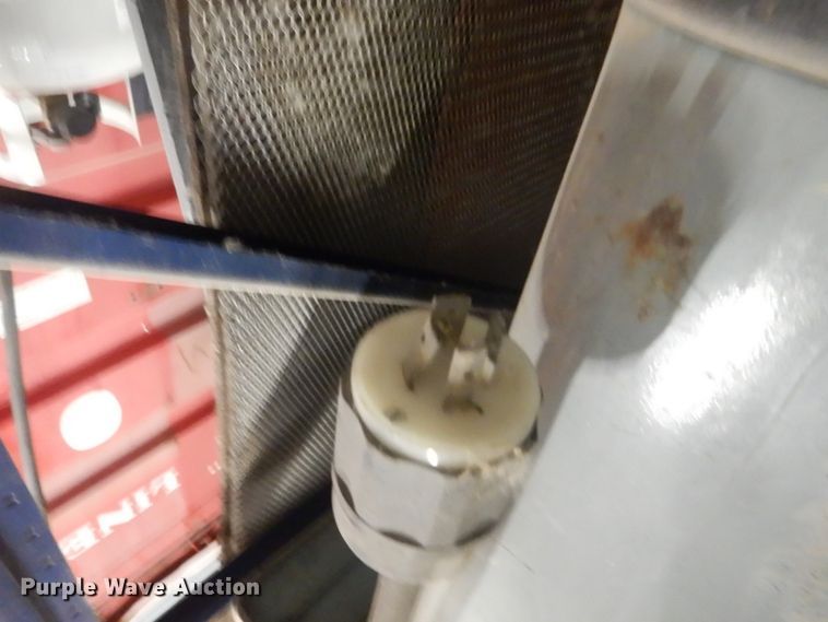 image for item IY9602 Delta table saw