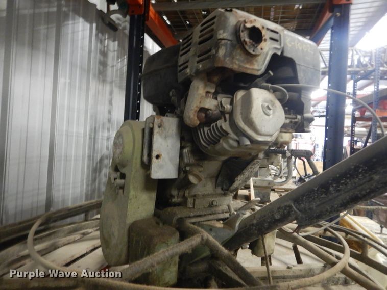 image for item IY9603 Power trowel