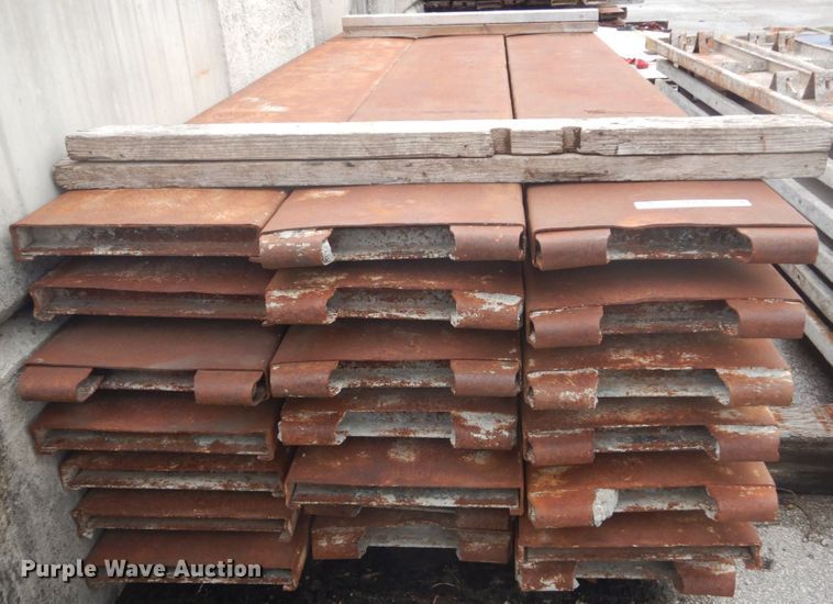 image for item IY9606 Dee concrete forms