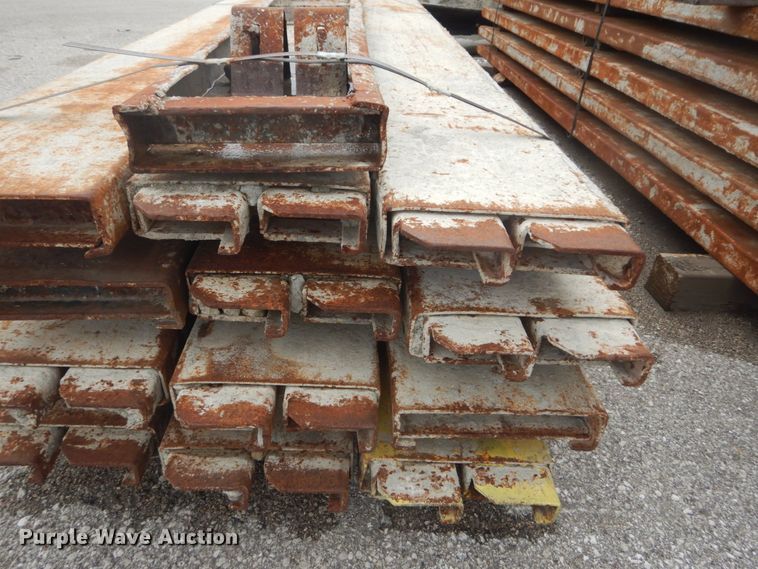 image for item IY9606 Dee concrete forms