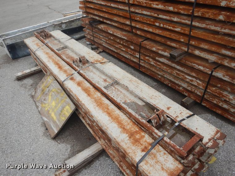 image for item IY9606 Dee concrete forms