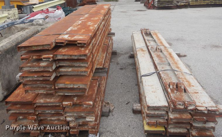 image for item IY9606 Dee concrete forms