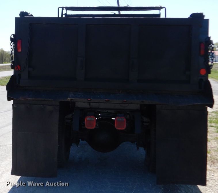 image for item IY9630 1999 Freightliner FL70  dump truck