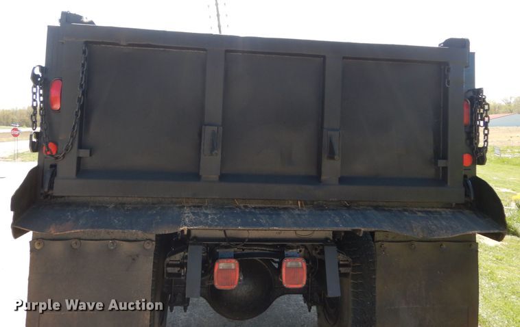image for item IY9630 1999 Freightliner FL70  dump truck