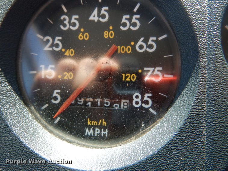 image for item IY9630 1999 Freightliner FL70  dump truck