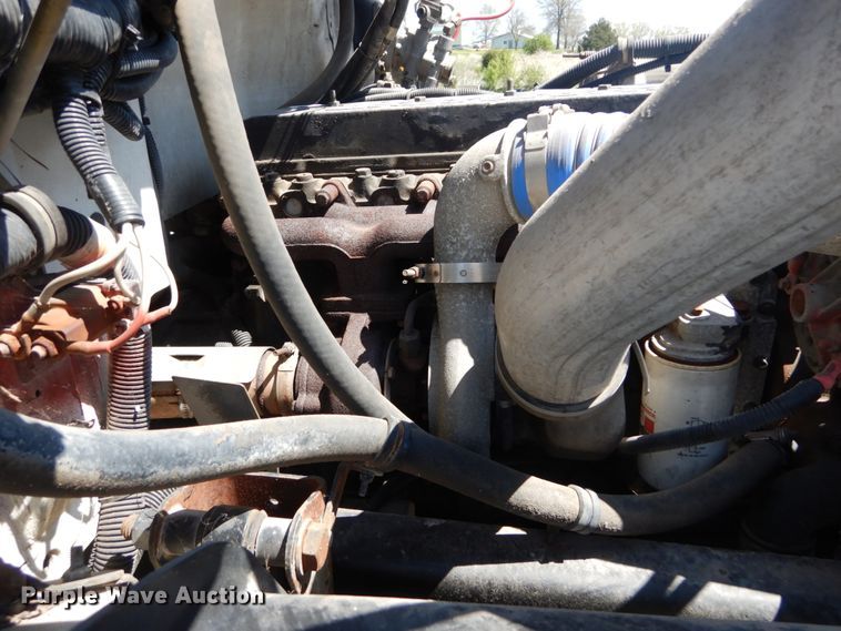 image for item IY9630 1999 Freightliner FL70  dump truck