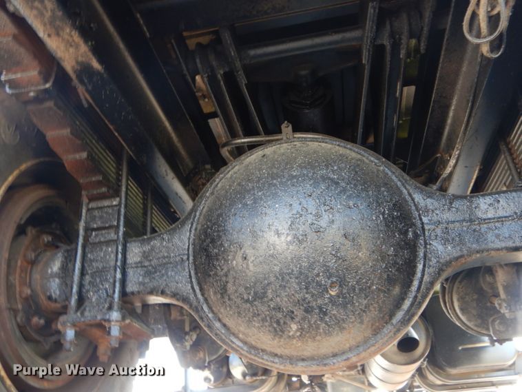 image for item IY9630 1999 Freightliner FL70  dump truck