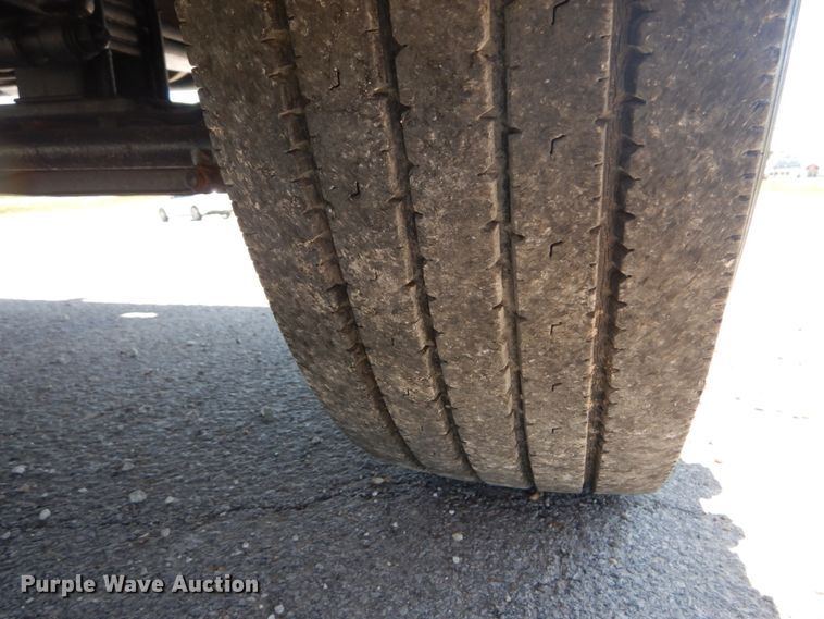 image for item IY9630 1999 Freightliner FL70  dump truck