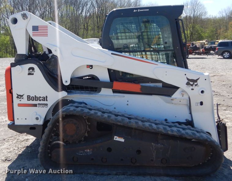 image for item IY9636 2011 Bobcat T870  tracked skid steer loader