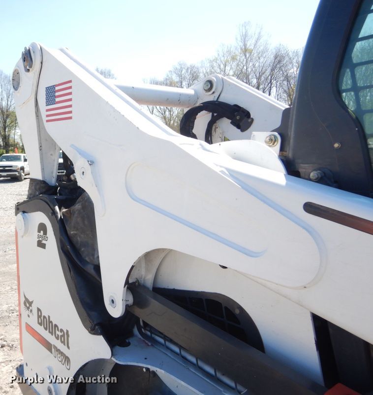 image for item IY9636 2011 Bobcat T870  tracked skid steer loader