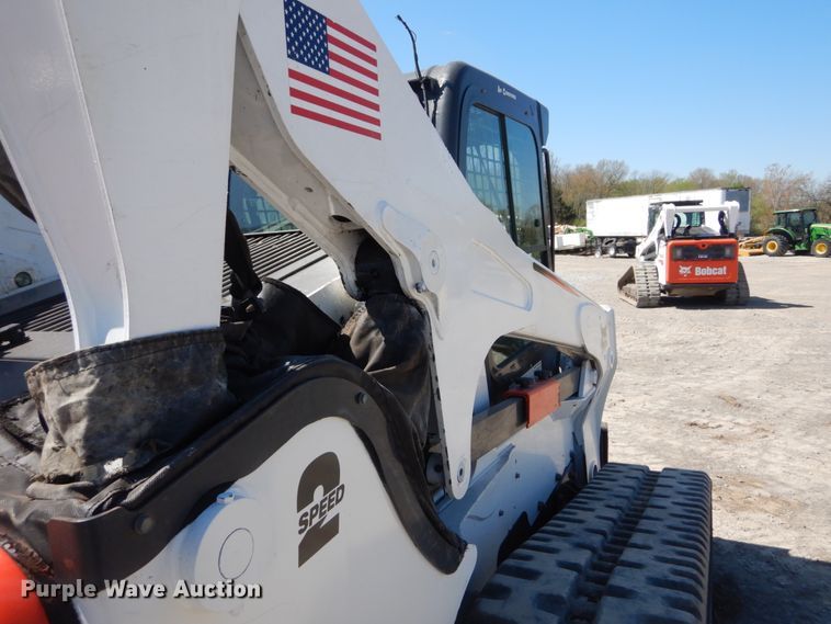 image for item IY9636 2011 Bobcat T870  tracked skid steer loader