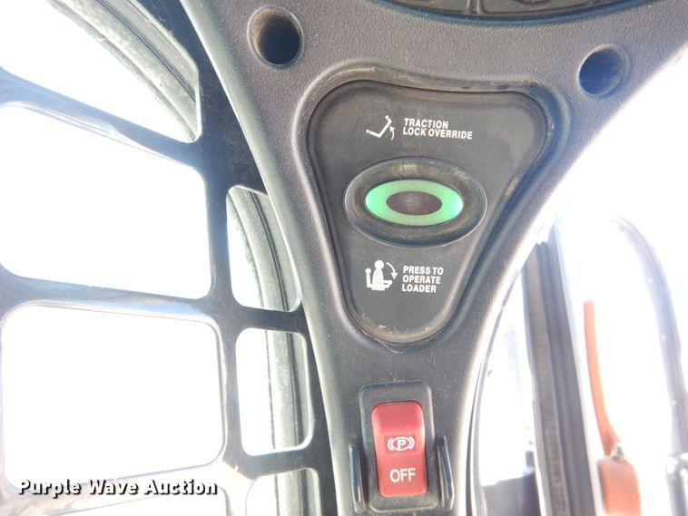 image for item IY9636 2011 Bobcat T870  tracked skid steer loader