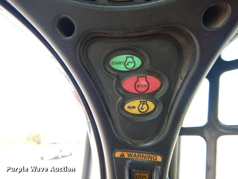 image for item IY9636 2011 Bobcat T870  tracked skid steer loader