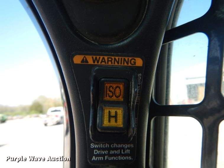 image for item IY9636 2011 Bobcat T870  tracked skid steer loader