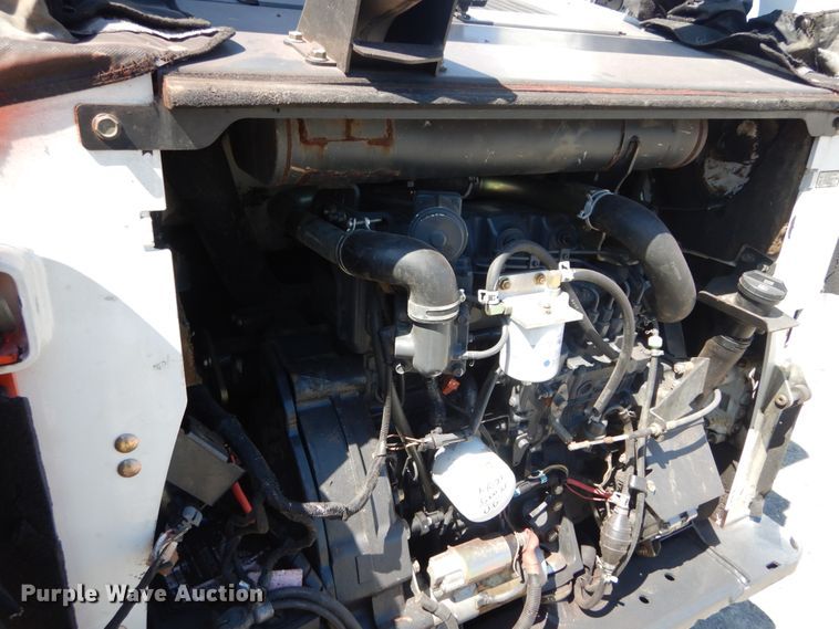 image for item IY9636 2011 Bobcat T870  tracked skid steer loader