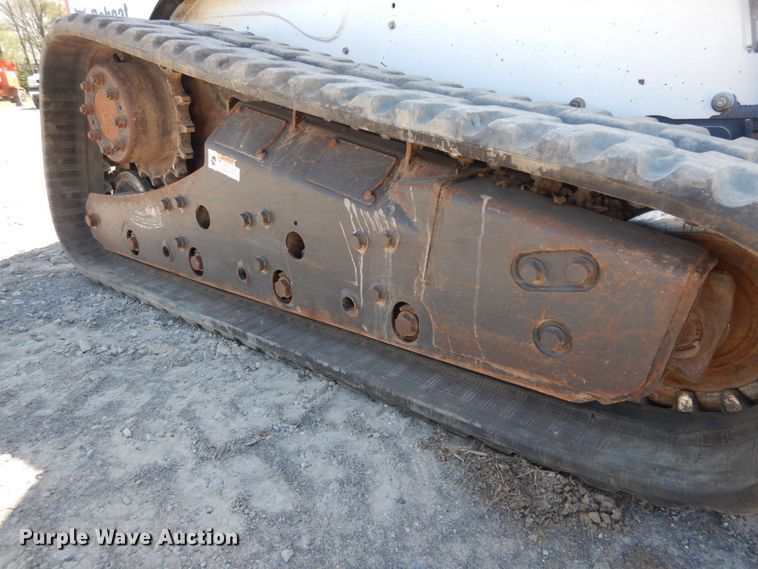 image for item IY9636 2011 Bobcat T870  tracked skid steer loader