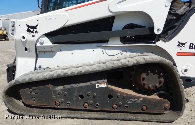 image for item IY9636 2011 Bobcat T870  tracked skid steer loader