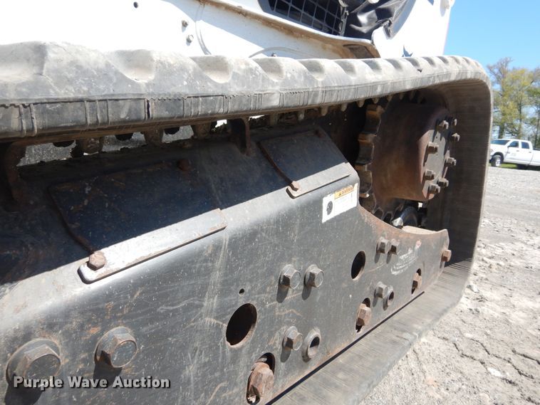 image for item IY9636 2011 Bobcat T870  tracked skid steer loader