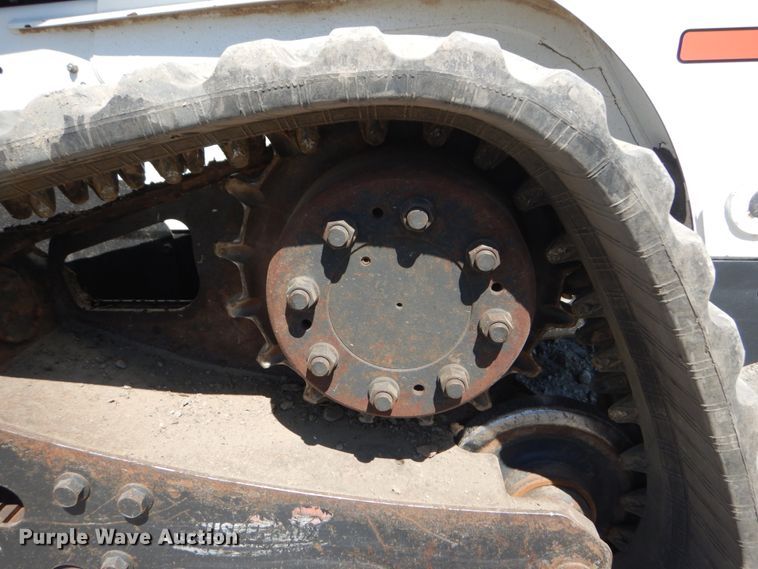 image for item IY9636 2011 Bobcat T870  tracked skid steer loader