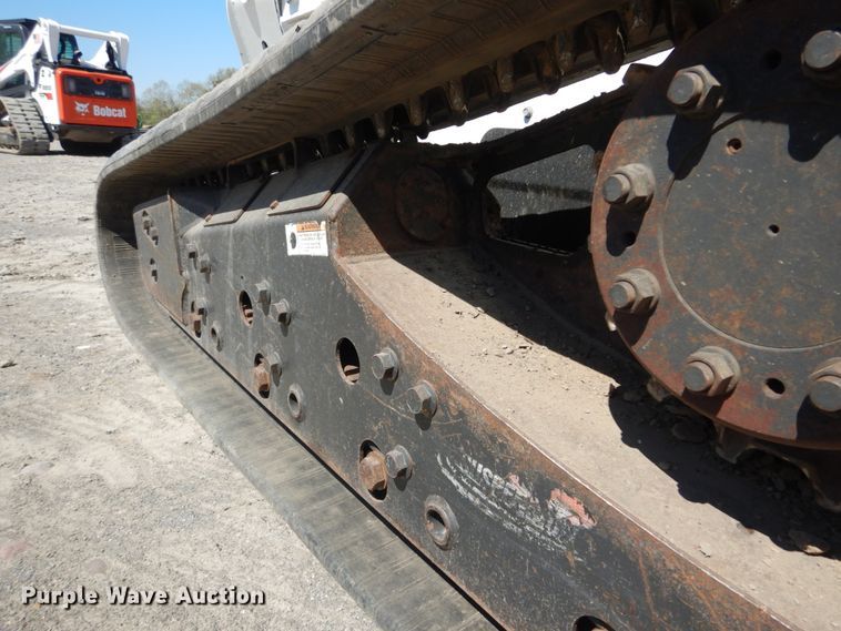 image for item IY9636 2011 Bobcat T870  tracked skid steer loader