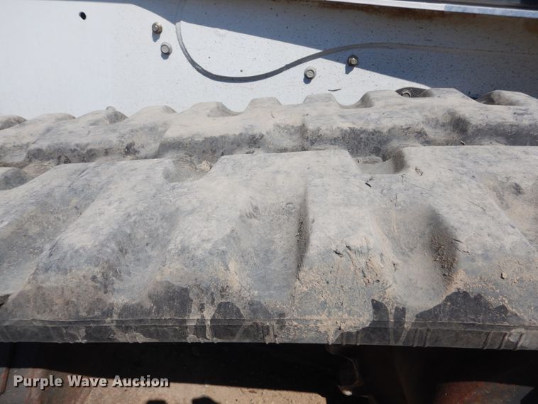 image for item IY9636 2011 Bobcat T870  tracked skid steer loader