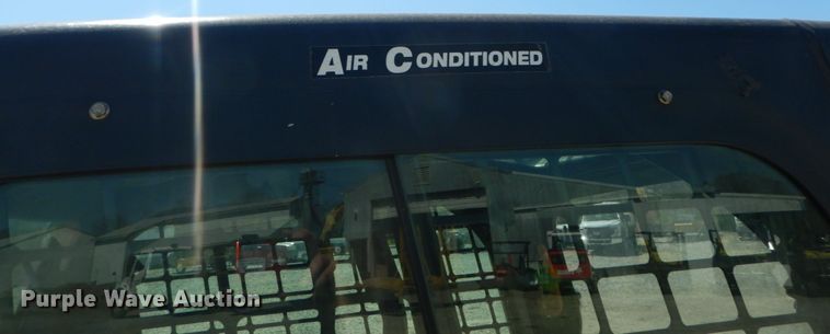 image for item IY9636 2011 Bobcat T870  tracked skid steer loader