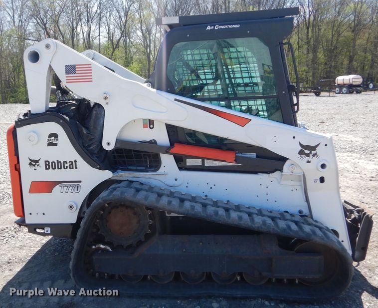 image for item IY9637 2018 Bobcat T770  tracked skid steer loader