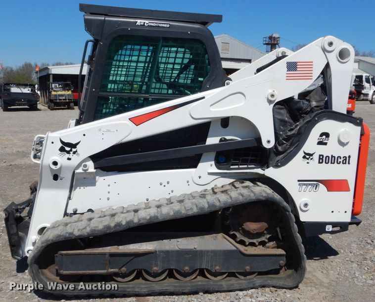 image for item IY9637 2018 Bobcat T770  tracked skid steer loader