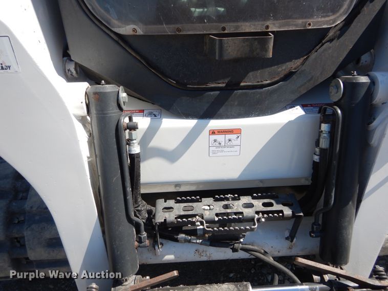 image for item IY9637 2018 Bobcat T770  tracked skid steer loader