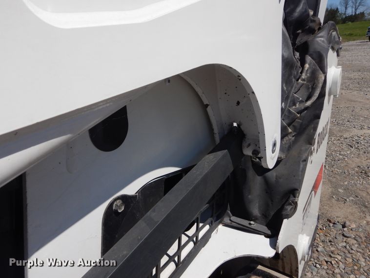image for item IY9637 2018 Bobcat T770  tracked skid steer loader