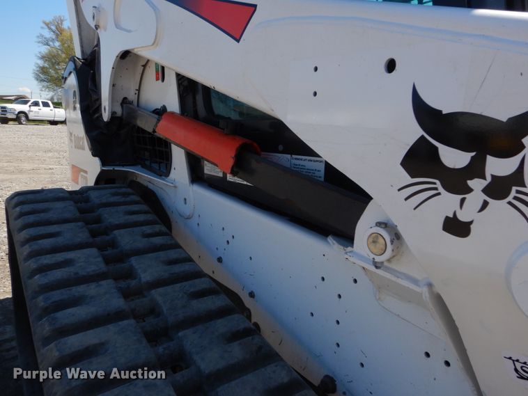 image for item IY9637 2018 Bobcat T770  tracked skid steer loader