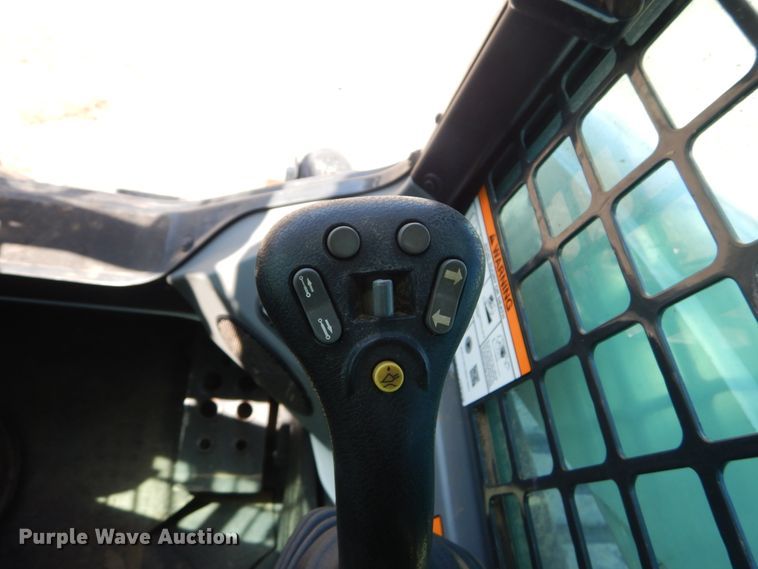 image for item IY9637 2018 Bobcat T770  tracked skid steer loader