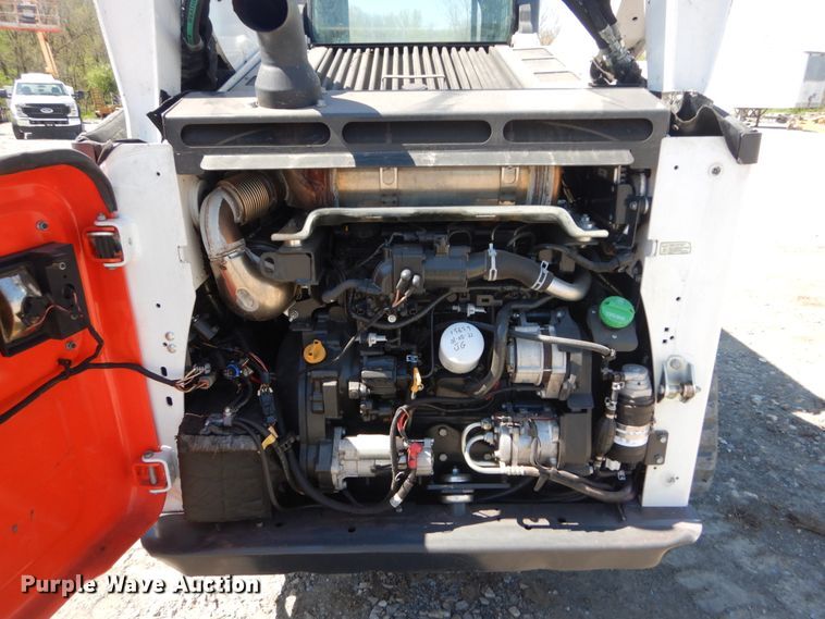 image for item IY9637 2018 Bobcat T770  tracked skid steer loader