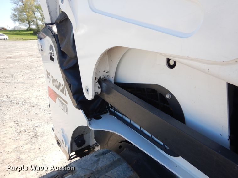 image for item IY9638 2018 Bobcat T870  tracked skid steer loader