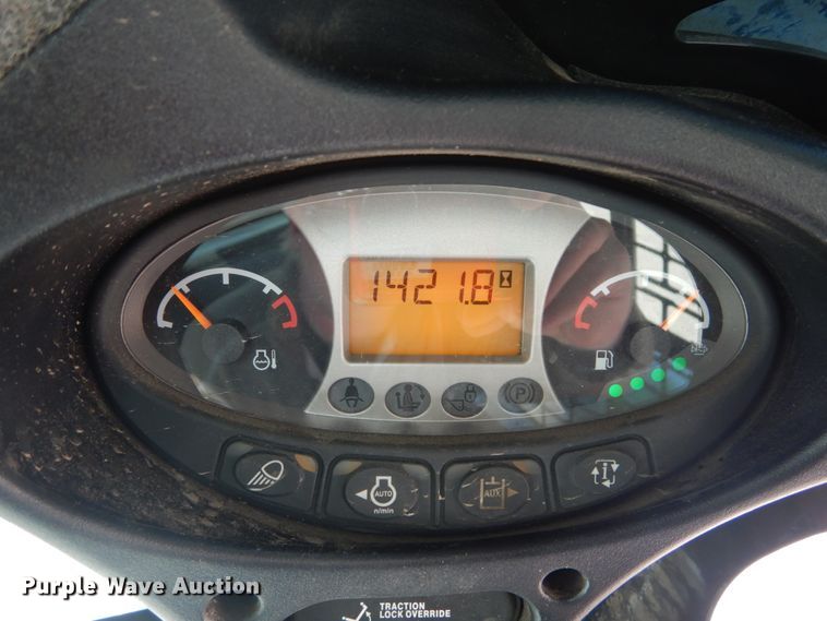 image for item IY9638 2018 Bobcat T870  tracked skid steer loader