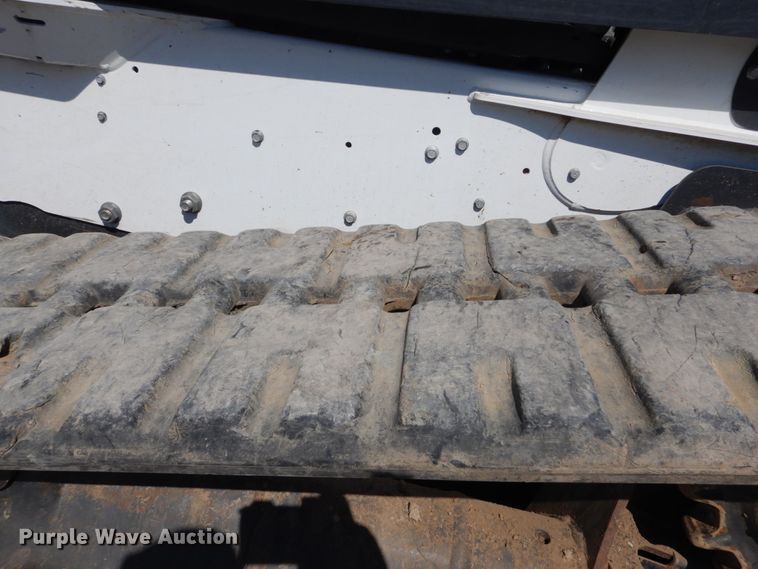 image for item IY9638 2018 Bobcat T870  tracked skid steer loader