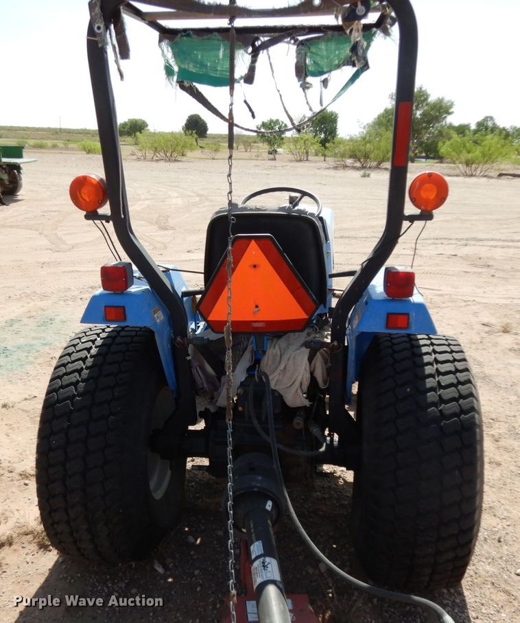 image for item DC2132 New Holland T1520  tractor