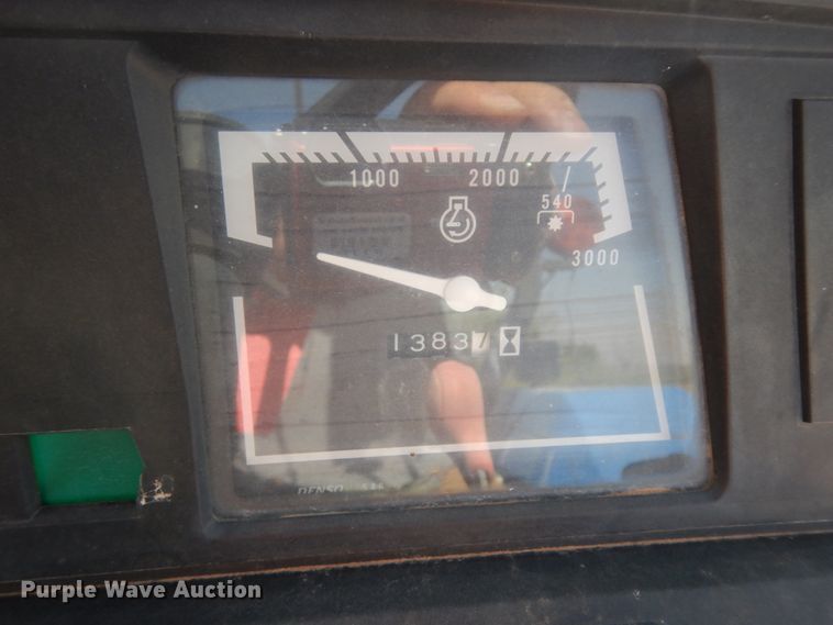 image for item DC2132 New Holland T1520  tractor